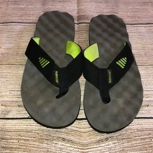 Women’s recovery running flip flops size 7/8